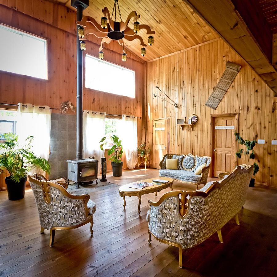 Auberge Papillon Lune Ричмънд Екстериор снимка